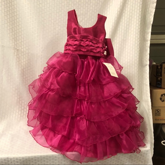 Formal Dresses - Picture 1 of 3